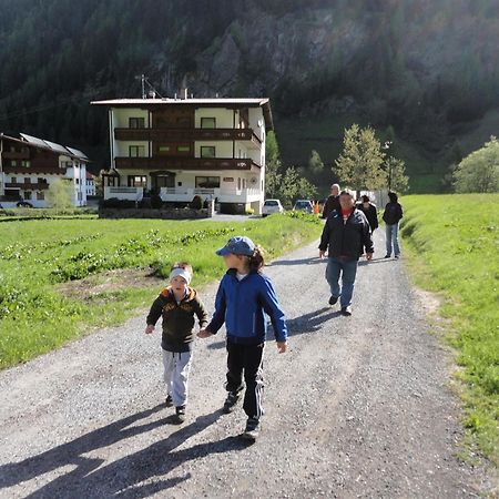 Apart Gschwandthof Sankt Leonhard im Pitztal Exteriör bild